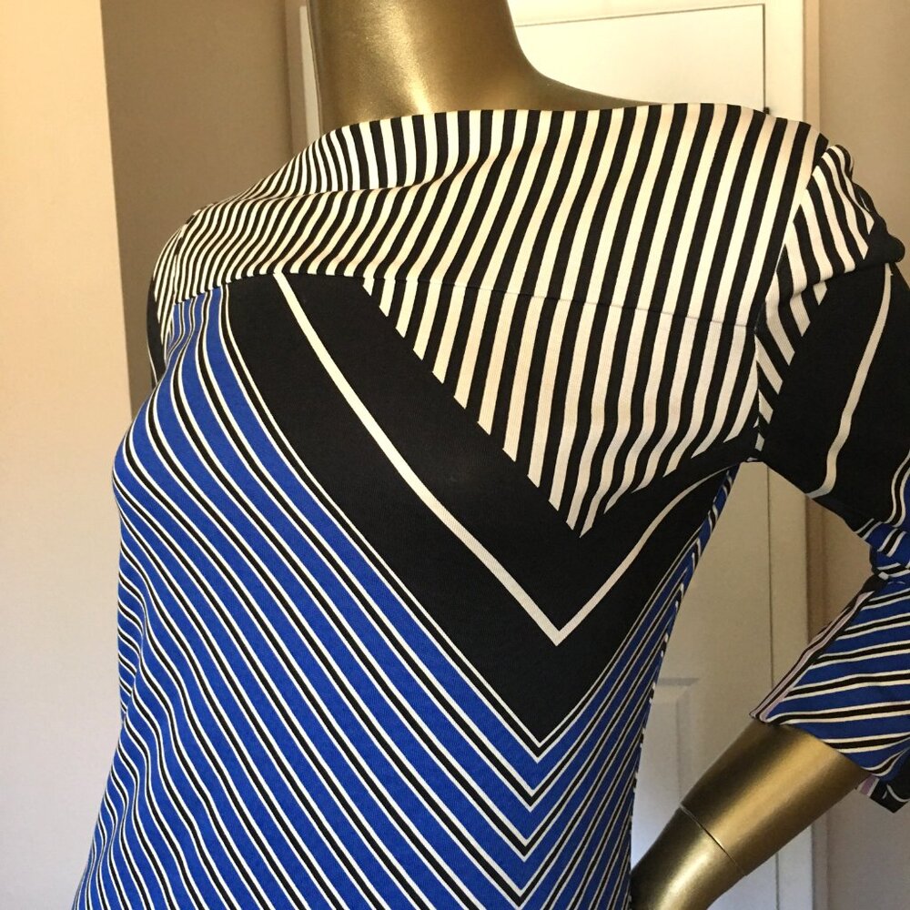 DIANE VON FURSTENBERG "Ruri" Striped Shift Dress - Picture 7 of 11